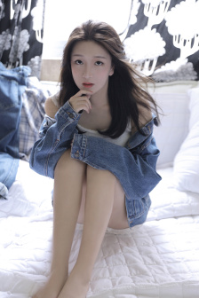 女主身材丰满的文